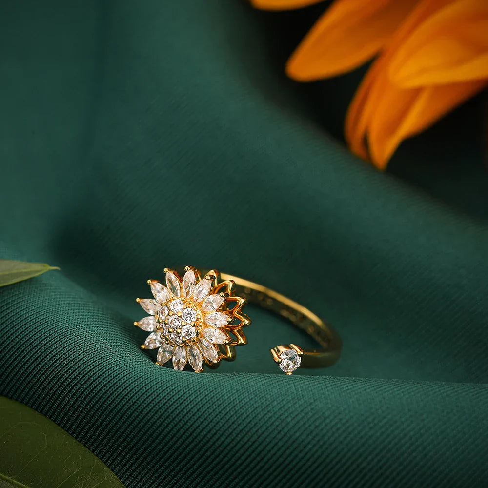 "Bague d'anxiété ajustable en acier inoxydable, cristal tournesol lumineux, design élégant, apaisant et moderne."
