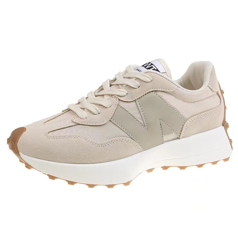 Baskets mode femmes Nina, allure moderne, semelles matelassées, coloris variés, confort quotidien, design profilé.