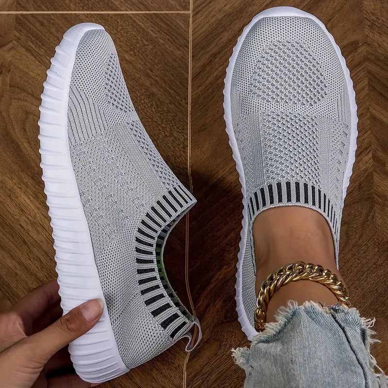 "Baskets orthopédiques sans lacets pour femmes, grises, respirantes, soutien ergonomique et confort pour pieds sensibles."