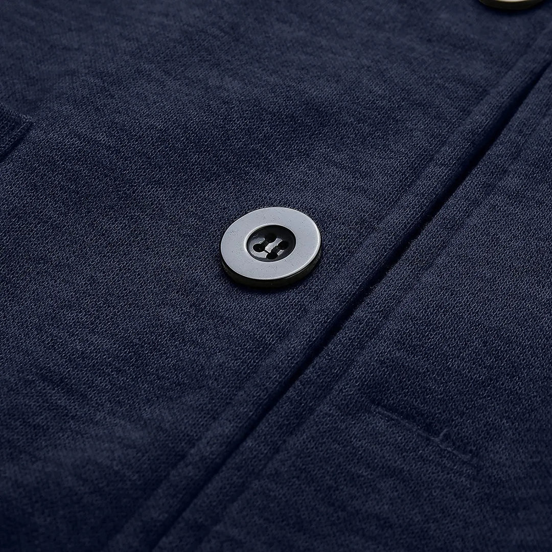 Blazer élégant homme avec poches multiples, coupe chic et moderne, couleur neutre, parfait pour toutes occasions.