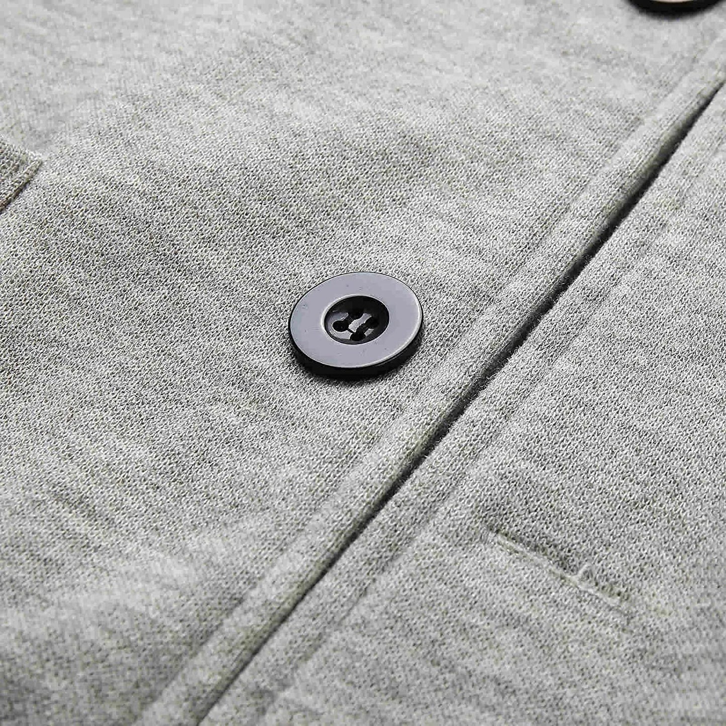 Blazer élégant homme avec poches multiples, coupe chic et moderne, couleur neutre, parfait pour toutes occasions.