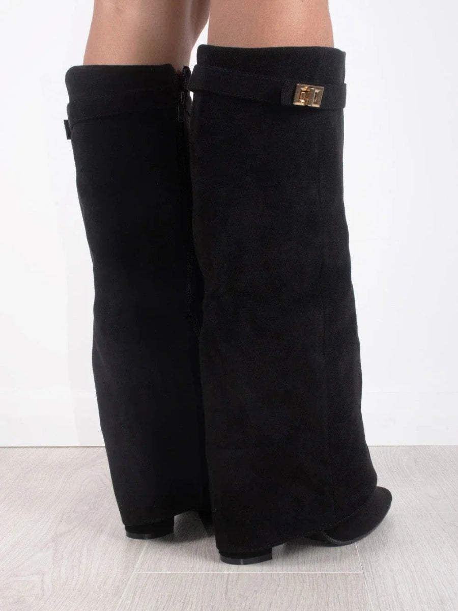 "Bottes hautes élégantes pour femmes, talon caché, style moderne, couleur noire, confort optimal, polyvalentes."