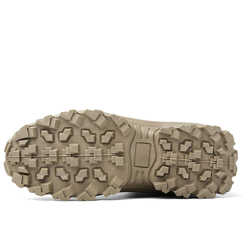 "Bottes tactiques pour hommes, robustes et confortables, semelle antidérapante, idéales terrains difficiles et urbains."