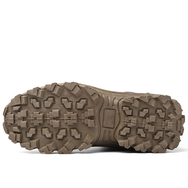 "Bottes tactiques pour hommes, robustes et confortables, semelle antidérapante, idéales terrains difficiles et urbains."