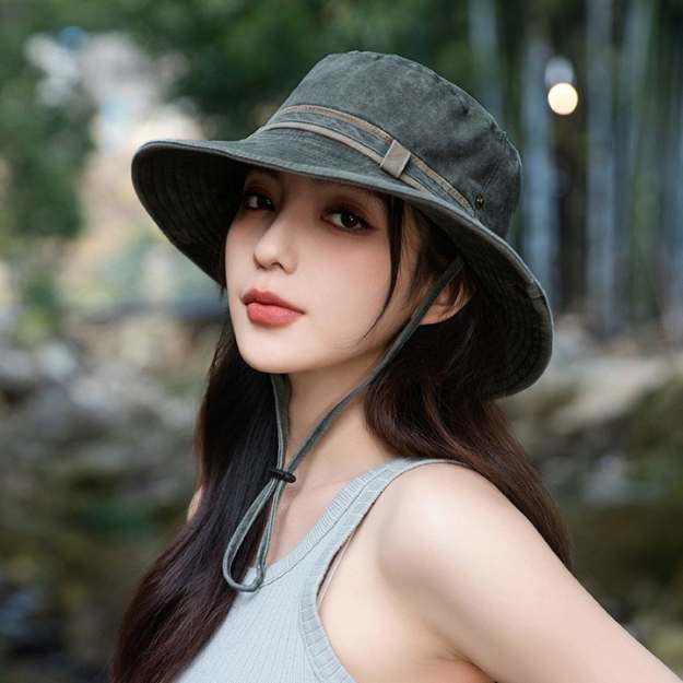 Chapeau anti-UV réglable pour femme, couleur kaki, léger, bord large, protection solaire optimale pour aventures en plein air