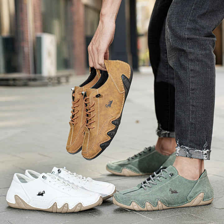 Chaussures barefoot unisexe en cuir FlexiMarche, minimalistes et flexibles, pour une marche naturelle et élégante.