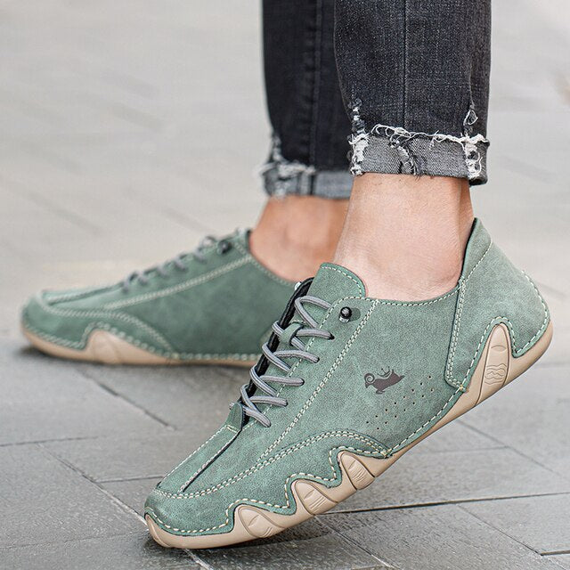 Chaussures barefoot unisexe en cuir FlexiMarche, minimalistes et flexibles, pour une marche naturelle et élégante.