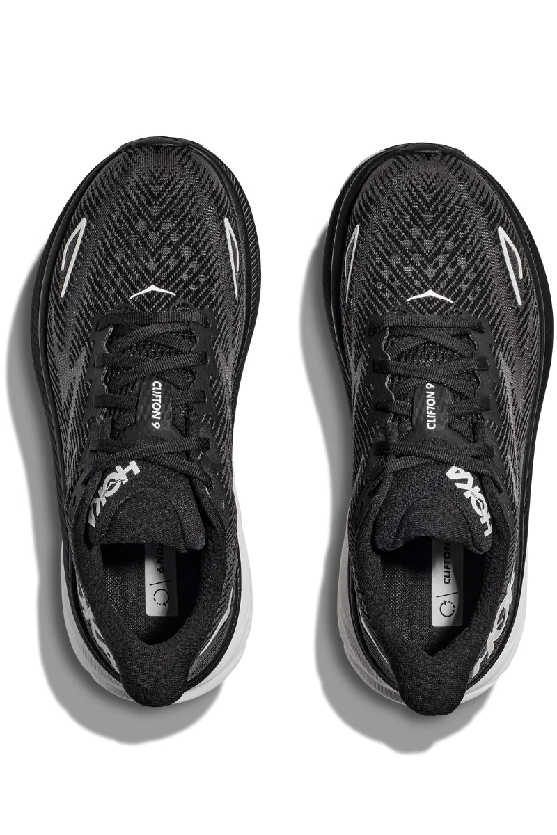 "Chaussures de course unisexes légères Hoka Clifton 9, design moderne, tige mesh respirant pour performance et confort"