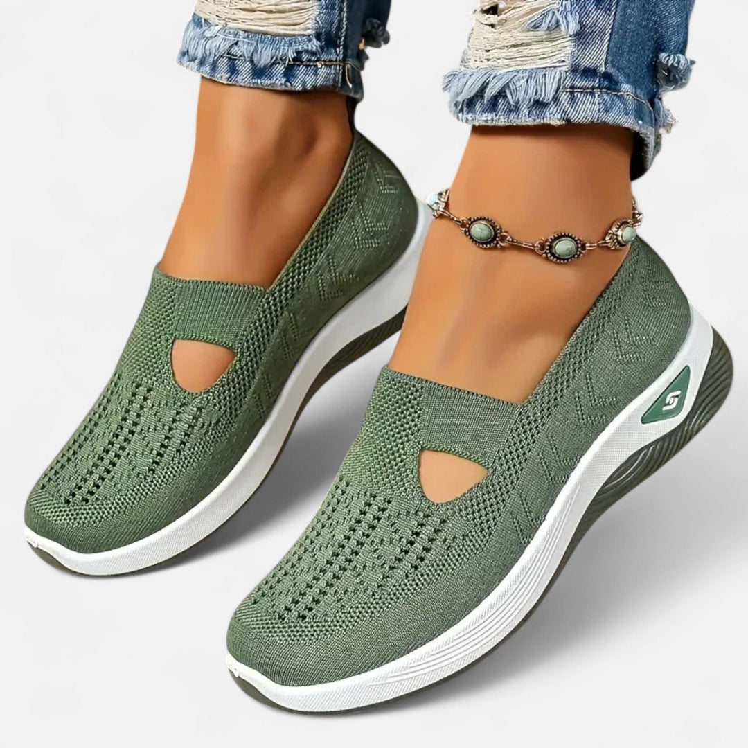 "Chaussures orthopédiques légères femmes, design moderne sans lacets, confort et soutien ergonomique."