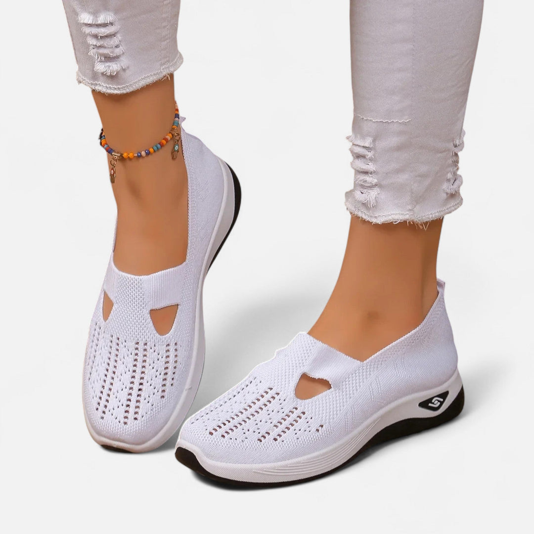 "Chaussures orthopédiques légères femmes, design moderne sans lacets, confort et soutien ergonomique."