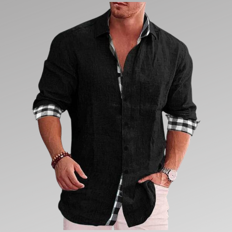 "Chemise en lin bleu clair pour homme, col et manchettes à carreaux, élégante et confortable pour l'été"