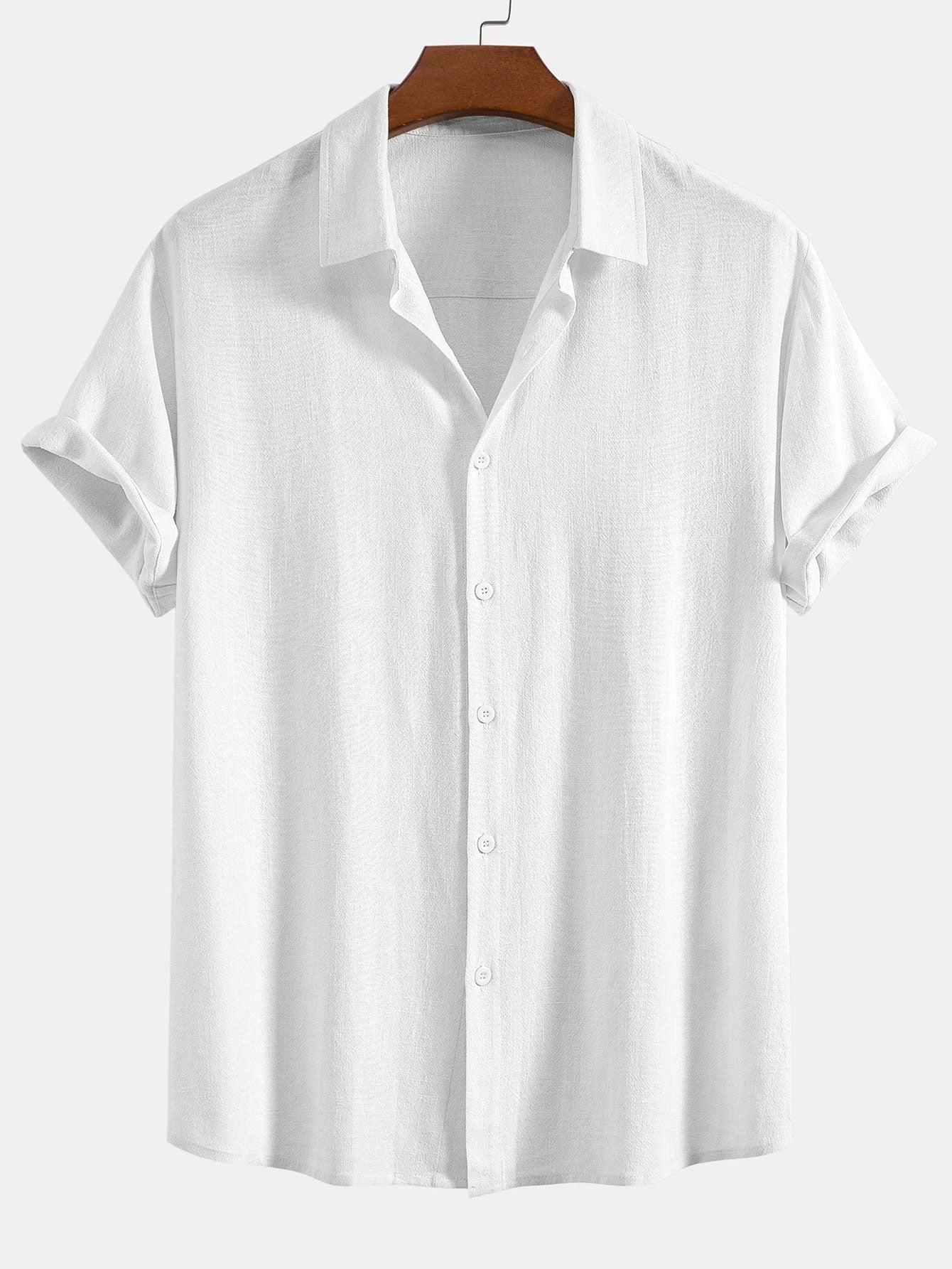 "Chemise en lin pour homme, légère et élégante, idéale pour l'été, en tissu respirant et coupe décontractée."