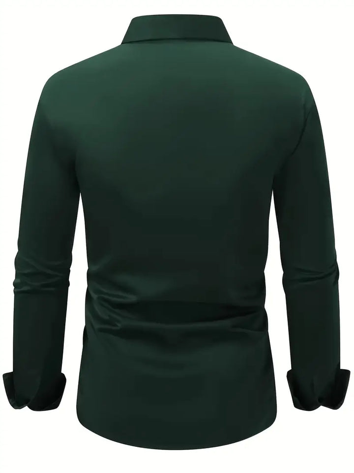"Chemise formelle verte unie pour homme, coupe moderne, col à revers, tissu semi-transparent, élégante pour occasions profess