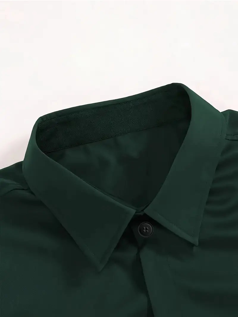 "Chemise formelle verte unie pour homme, coupe moderne, col à revers, tissu semi-transparent, élégante pour occasions profess