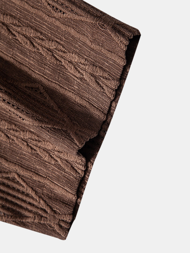 "Chemise homme décontractée en jacquard, texture élégante, coupe moderne, disponible beige, café, noir"