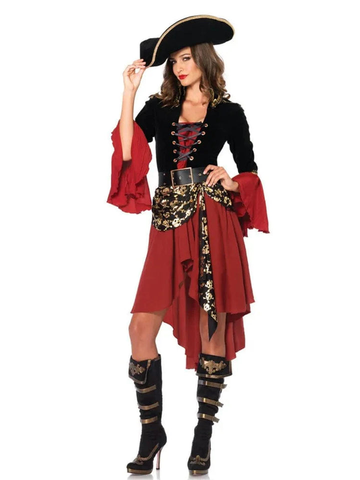 Costume pirate femme chic, robe élégante avec chapeau, tissus de qualité, détails fins, style pour soirées à thème.