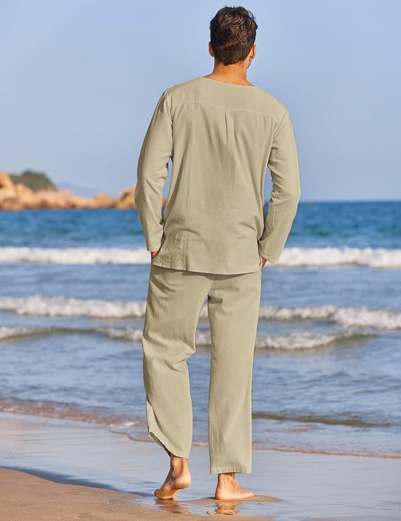 "Ensemble en lin respirant pour homme, élégant et décontracté, couleur neutre, parfait pour les journées chaudes."