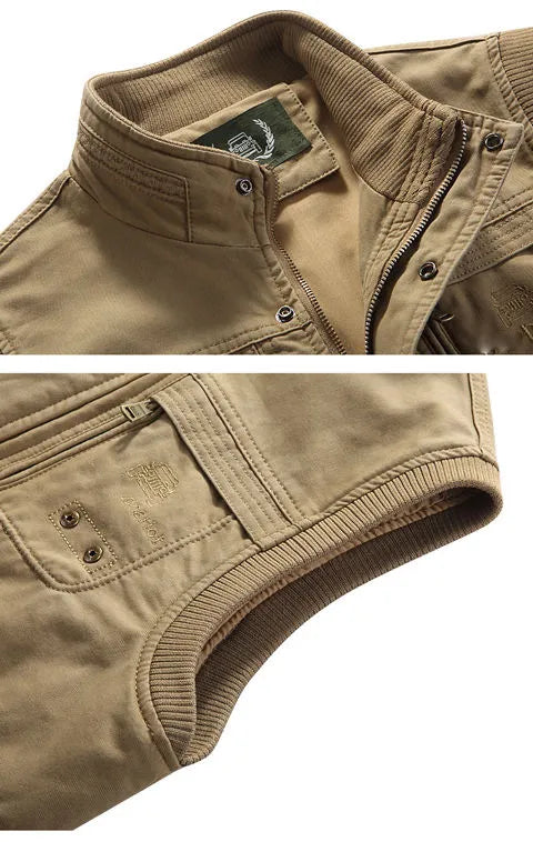 "Gilet multi-poches vintage homme, style rétro, sans manches, poches spacieuses, élégant et fonctionnel, couleur classique."