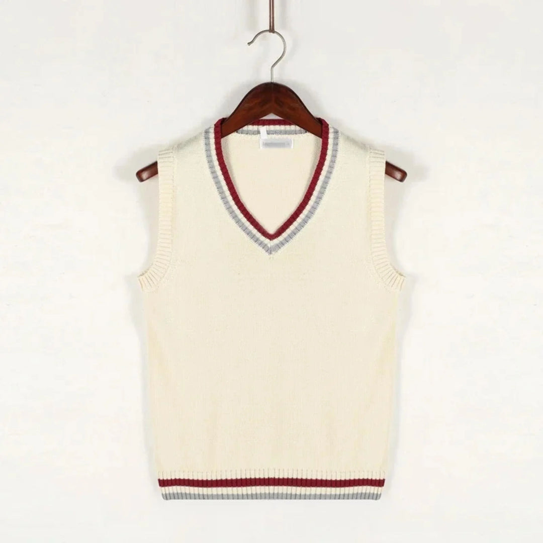 "Gilet sans manches homme élégant, tricot épais, style classique; à porter sur chemise ou col roulé pour chaleur et raffineme