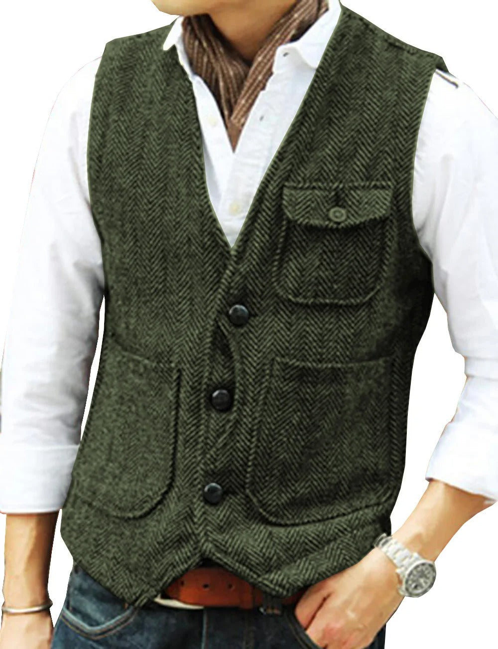 "Gilet vert armée sans manches homme en tweed, style vintage, poches élégantes, parfait pour look raffiné et intemporel."