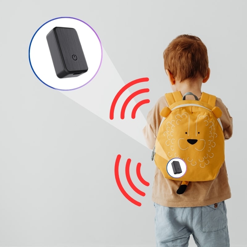 "Mini traceur GPS pour enfant, petit et discret, suivi en temps réel, sécurité, alarme zone, facile à transporter."