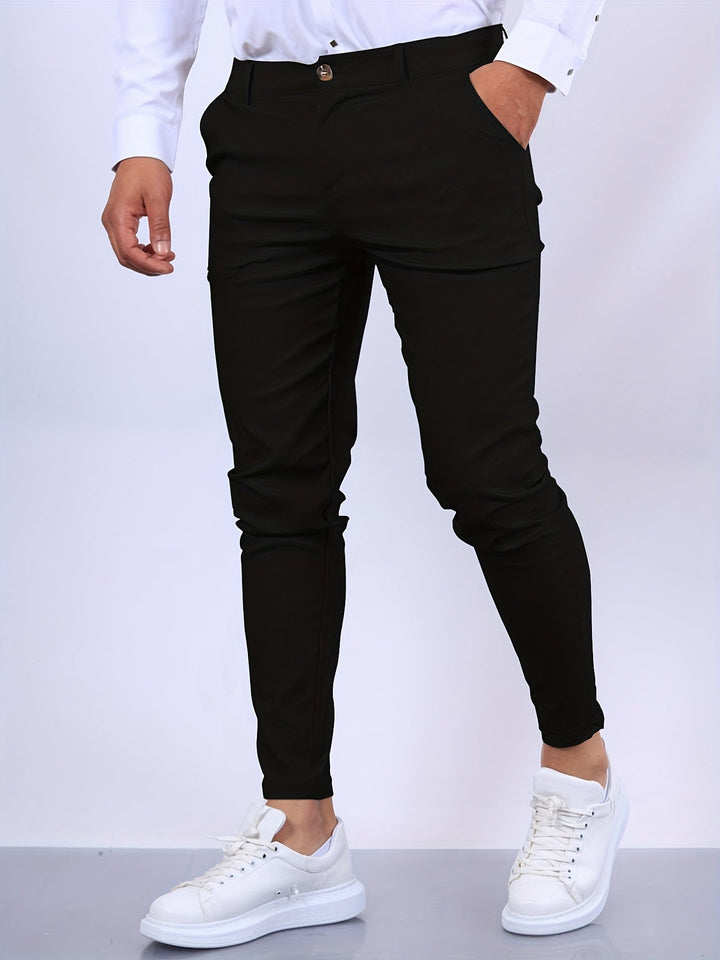 "Pantalon homme slim fit élégant, coupe moderne et ajustée, idéal pour un style professionnel et confortable."