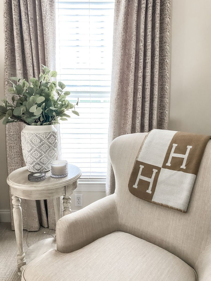 "Plaid en laine et cachemire, élégant et doux dans des tons beige, gris, noir, rose, ajout de luxe à la maison"