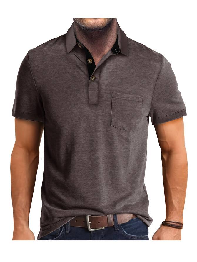"Polo casual homme beige avec poche poitrine, élégant et confortable, pour un look moderne et raffiné."