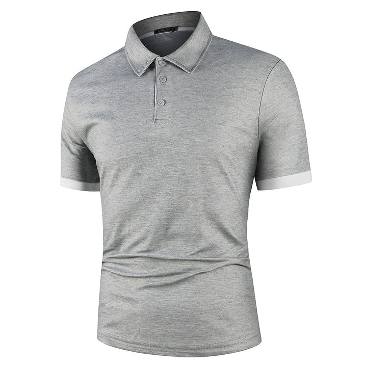 Polo classique d'été pour homme, élégant, avec tissu respirant bleu marine, idéal pour les journées chaudes et confortables.