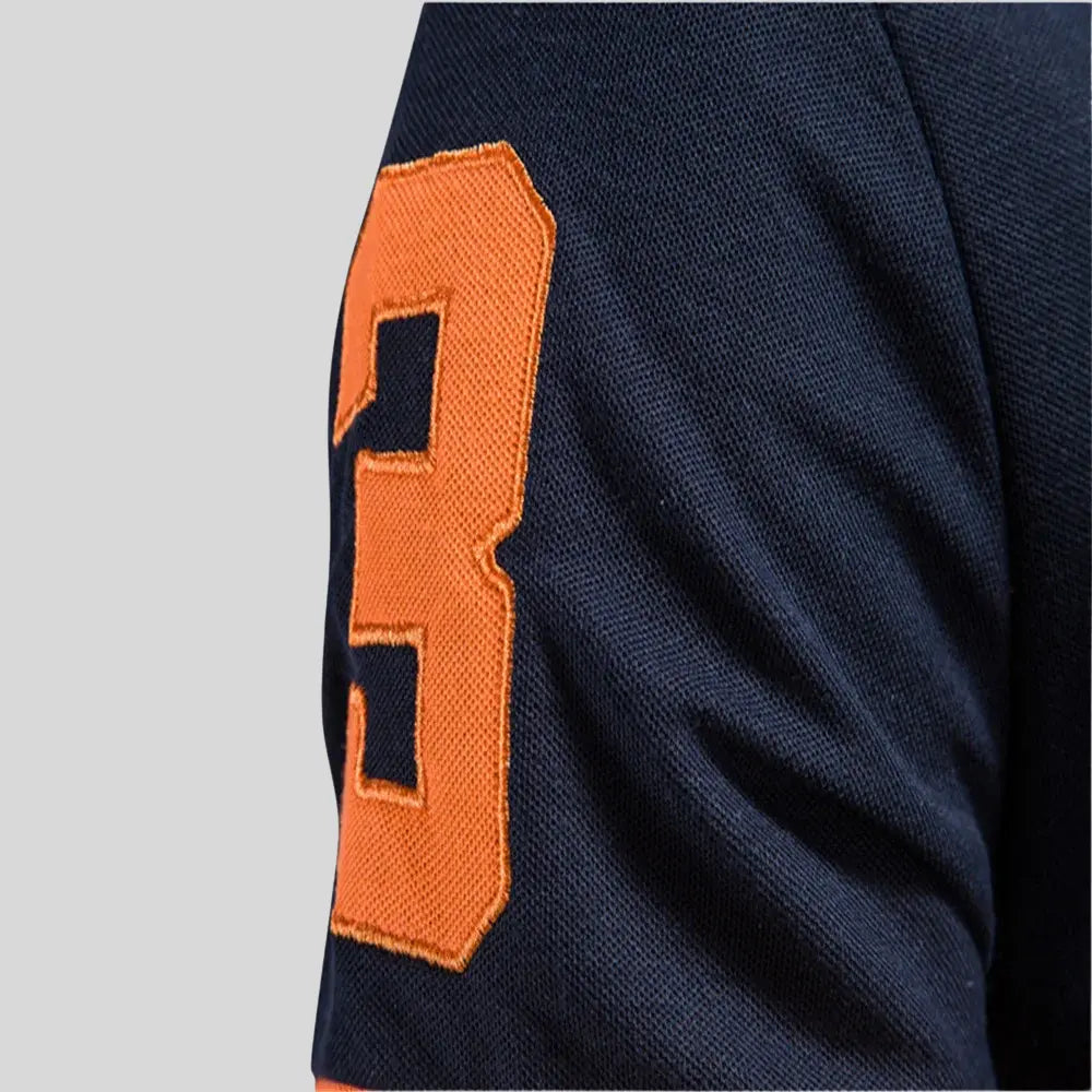 "Polo homme luxe col contrasté, tissu doux et coupe moderne, idéal pour un style élégant et confortable."