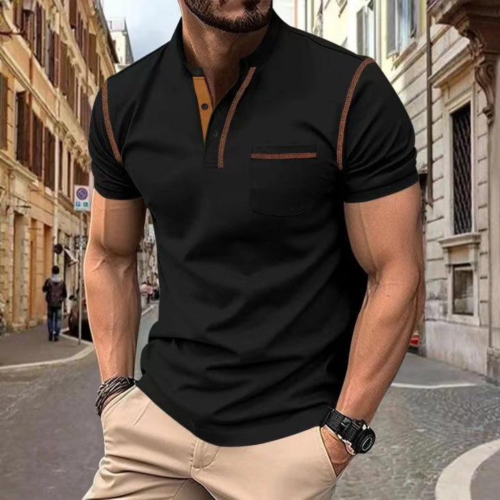 "Polo homme moderne bleu, design intemporel avec boutons, tissu confortable, parfait pour élégance décontractée au quotidien.