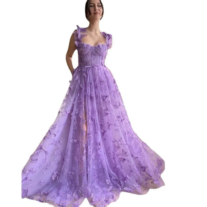 "Robe longue en tulle à volants, style raffiné et féminin, idéale pour mariages et occasions spéciales, couleur pastel."