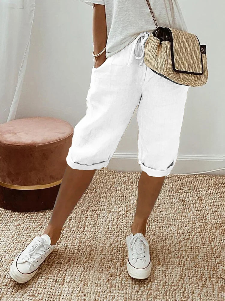 Short femme coton et lin Rosa, décontracté et chic, détails élégants, taille élastique, poches pratiques.