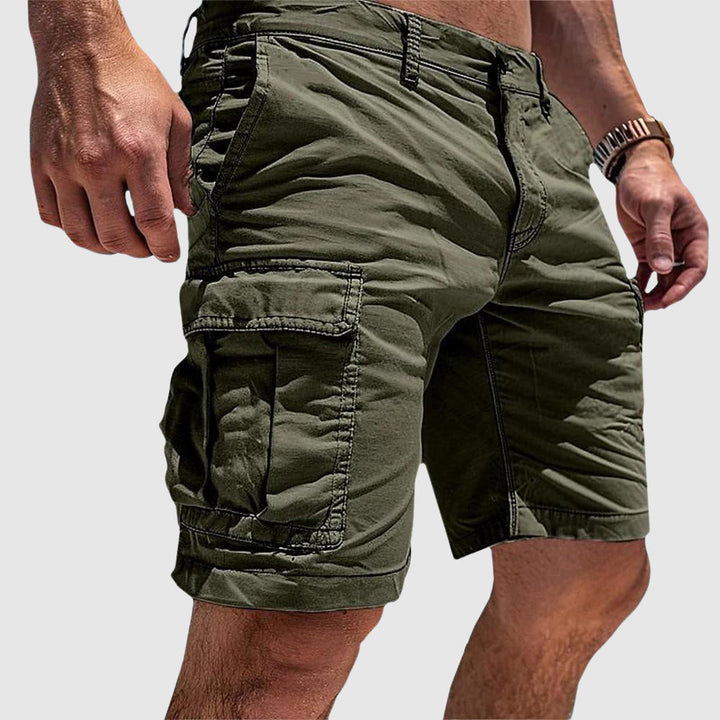 "Shorts cargo confortables pour hommes, style décontracté, tissu léger, multi-poches pratiques pour l'été."
