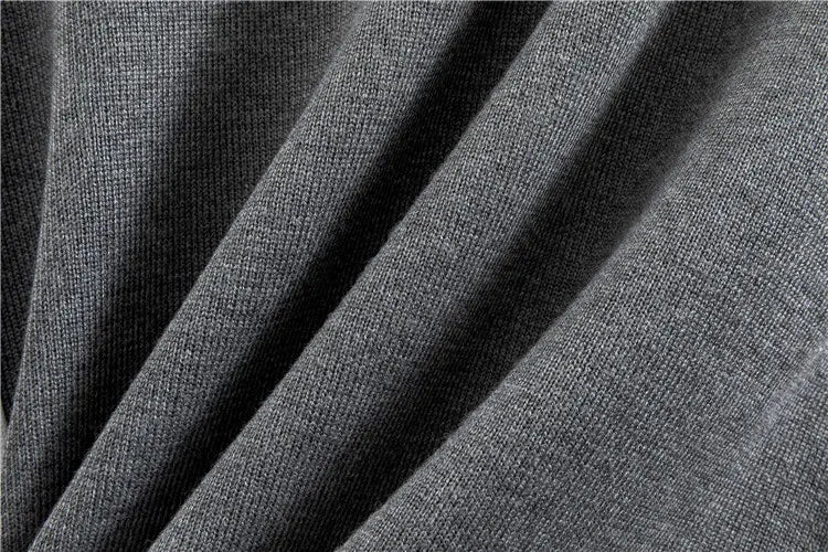 "Survêtement homme moderne Isla, bordeaux, coupe ajustée, chic, confort, polyester doux"