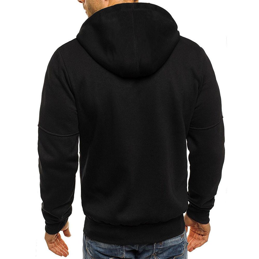 "Sweatshirt homme avec zip et capuche, coupe décontractée, élégant et confortable, idéal pour style moderne."