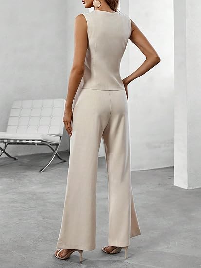 "Tailleur chic femme 2 pièces avec gilet et pantalon élégant, design moderne en tissu doux, parfait pour occasions spéciales.