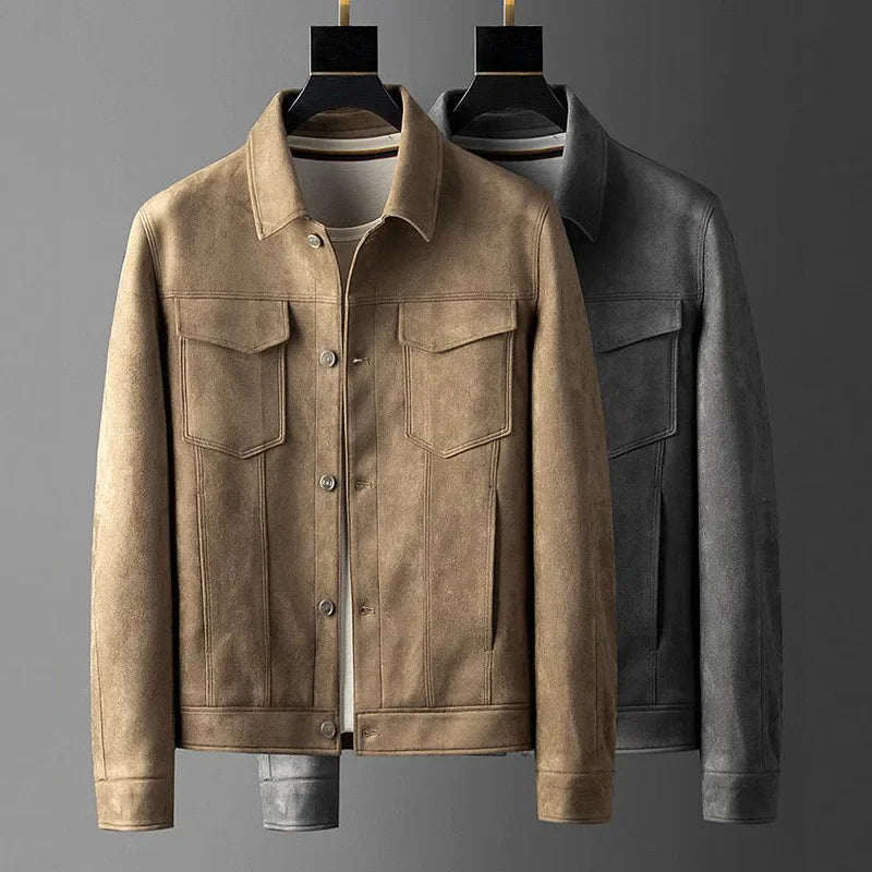 "Veste ajustée en cuir chamois marron, coupe élégante, pour hommes, idéale pour un look intemporel et raffiné."