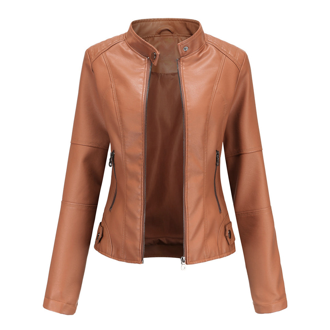 Veste en cuir camel pour femmes, chic et polyvalente, en cuir souple, apportant élégance et confort à toutes occasions.