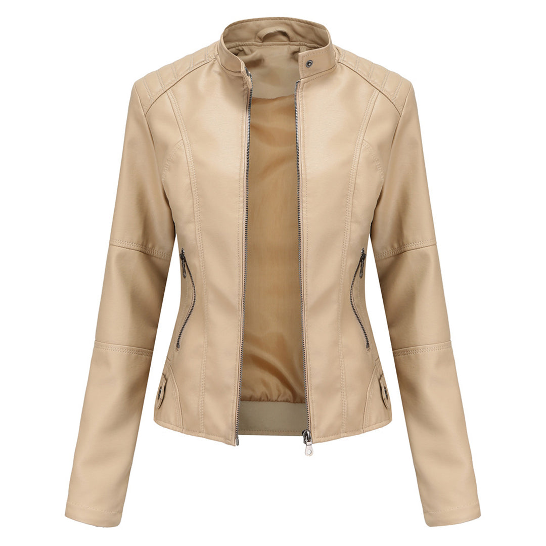 Veste en cuir camel pour femmes, chic et polyvalente, en cuir souple, apportant élégance et confort à toutes occasions.