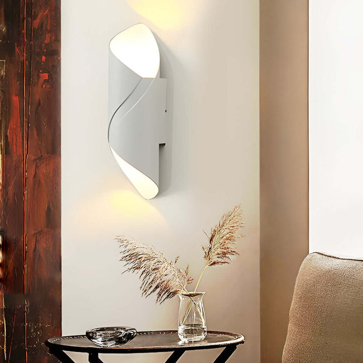 Applique Murale Extérieure Design Moderne - Éclairage LED IP66