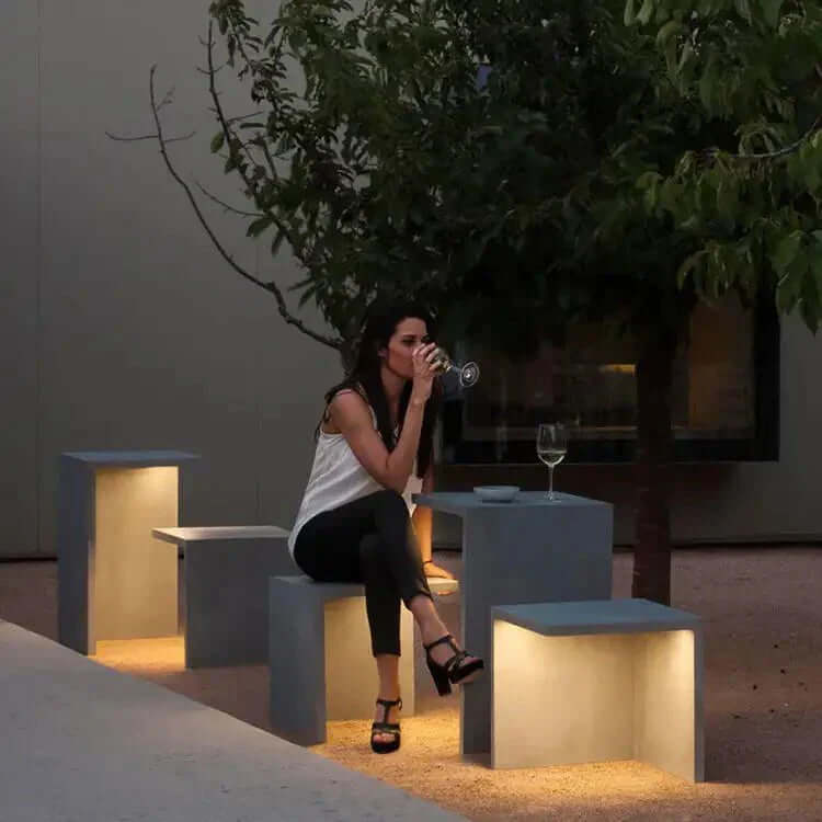 Lampe Solaire Extérieure Design Minimaliste