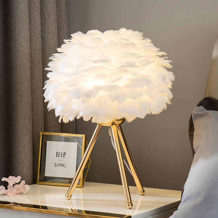 Lampe de Table à Intensité Variable avec Plumes