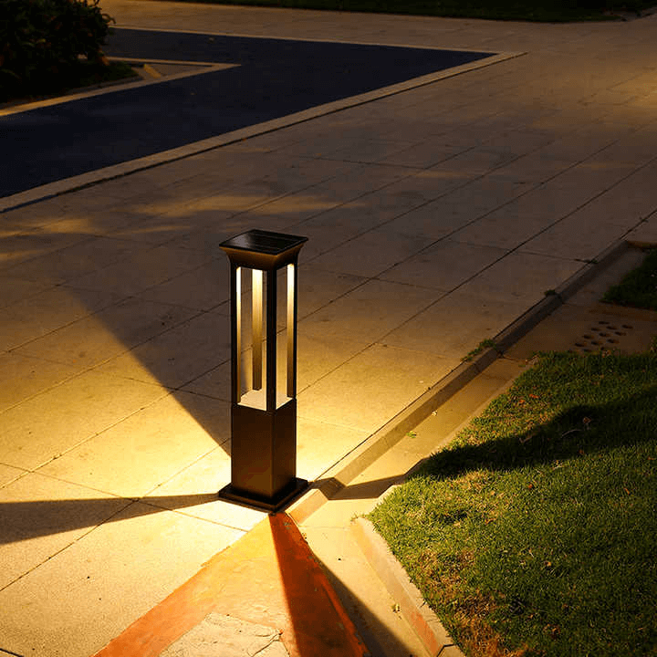 Lampe Solaire Extérieure LED - Éclairage Chemin