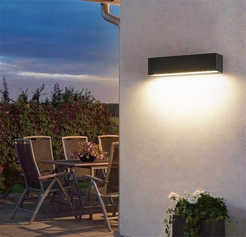 Applique Murale Extérieure - Éclairage LED Moderne