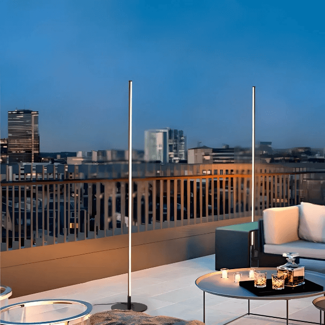 Lampadaire solaire extérieur moderne: Éclairage LED élégant