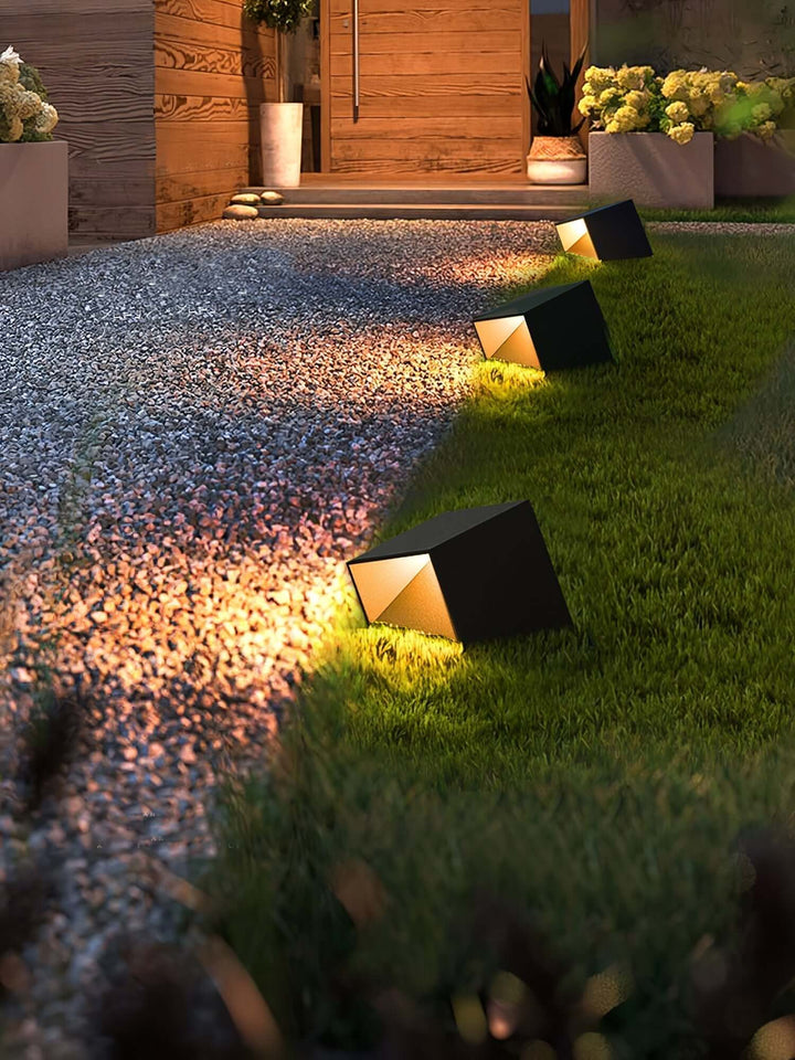 Lampe Solaire Extérieure Cube - Jardin Design