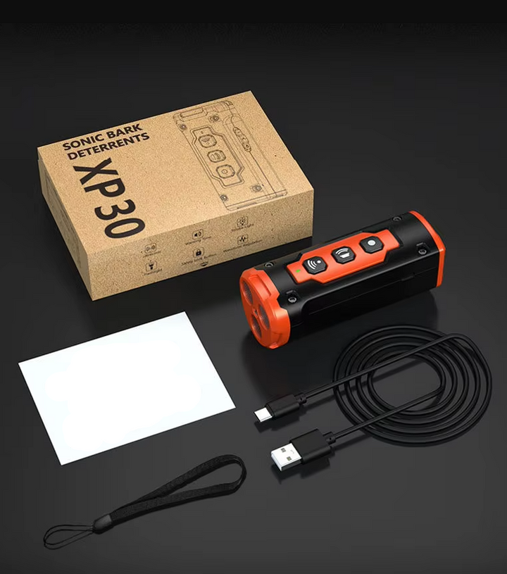 "Appareil de dressage canin à ultrasons, léger, avec lumière LED pour correction douce des comportements indésirables."