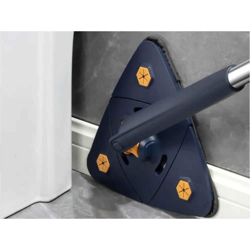 Balai avec tête rotative 360° et 6 serpillières microfibres, design triangulaire pour coins difficiles, nettoyage efficace.
