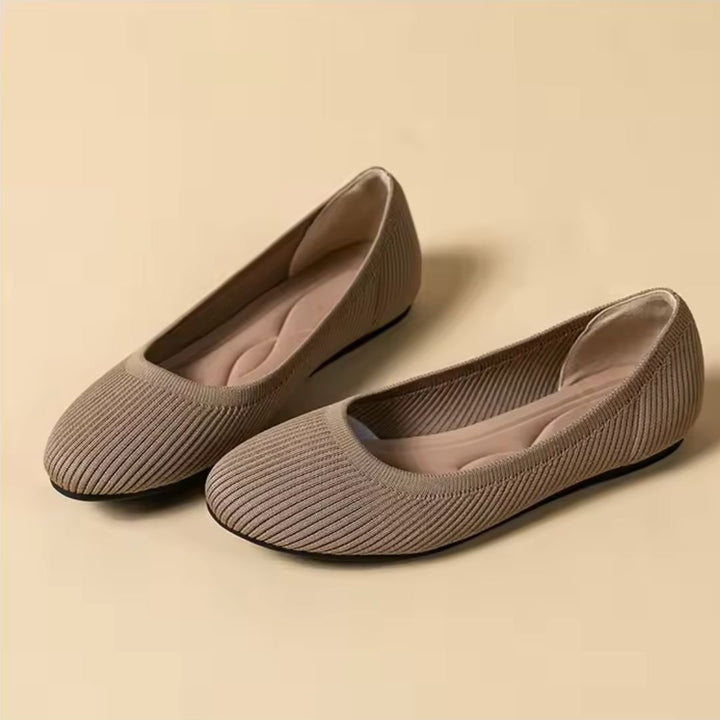 "Ballerines orthopédiques femmes, élégantes, confortables, soutien optimal, design moderne, couleurs variées."